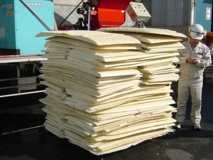 PUR, compacting, recycling, compression, screw compactor, RUNI PUR, compacting, recycling, compression, screw compactor, RUNI